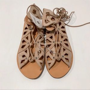 Women’s sandals